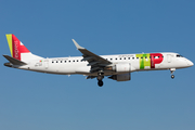 TAP Express (Portugalia) Embraer ERJ-190LR (ERJ-190-100LR) (CS-TPT) at  Lisbon - Portela, Portugal