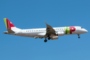 TAP Express (Portugalia) Embraer ERJ-190LR (ERJ-190-100LR) (CS-TPU) at  Gran Canaria, Spain