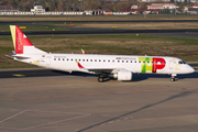TAP Express (Portugalia) Embraer ERJ-190LR (ERJ-190-100LR) (CS-TPU) at  Berlin - Tegel, Germany