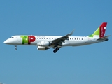 TAP Express (Portugalia) Embraer ERJ-190LR (ERJ-190-100LR) (CS-TPV) at  London - Gatwick, United Kingdom