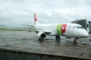TAP Express (Portugalia) Embraer ERJ-190LR (ERJ-190-100LR) (CS-TPW) at  Toulouse - Blagnac, France