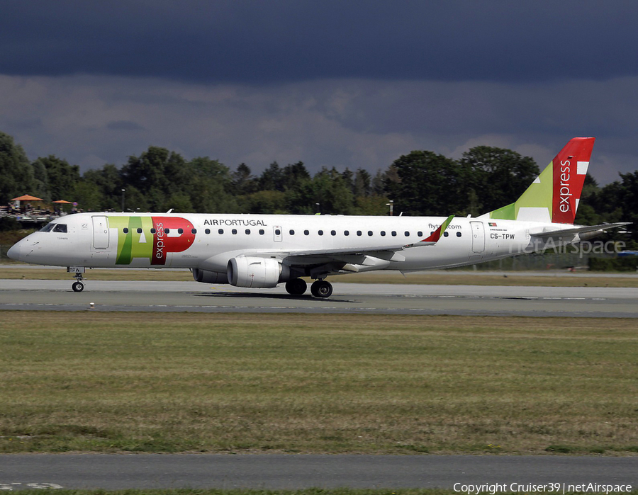 TAP Express (Portugalia) Embraer ERJ-190LR (ERJ-190-100LR) (CS-TPW) | Photo 544032