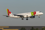 TAP Express (Portugalia) Embraer ERJ-190AR (ERJ-190-100IGW) (CS-TPZ) at  Paris - Orly, France