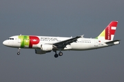 TAP Air Portugal Airbus A320-214 (CS-TQD) at  Hamburg - Fuhlsbuettel (Helmut Schmidt), Germany