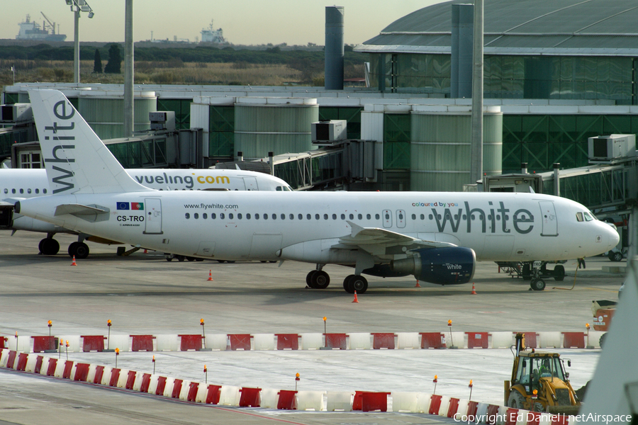 White Airways Airbus A320-214 (CS-TRO) | Photo 149410