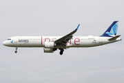 Azores Airlines Airbus A321-253NX (CS-TSI) at  Barcelona - El Prat, Spain