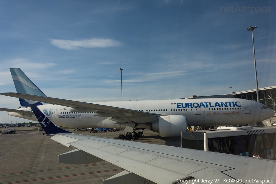 EuroAtlantic Airways Boeing 777-243(ER) (CS-TSX) | Photo 681952