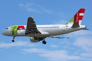TAP Air Portugal Airbus A319-111 (CS-TTA) at  Barcelona - El Prat, Spain
