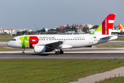 TAP Air Portugal Airbus A319-111 (CS-TTB) at  Lisbon - Portela, Portugal