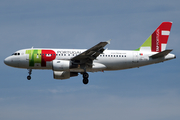 TAP Air Portugal Airbus A319-111 (CS-TTD) at  London - Gatwick, United Kingdom