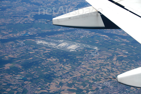 TAP Air Portugal Airbus A319-111 (CS-TTE) at  In Flight, Germany