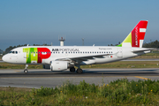 TAP Air Portugal Airbus A319-111 (CS-TTE) at  Porto, Portugal