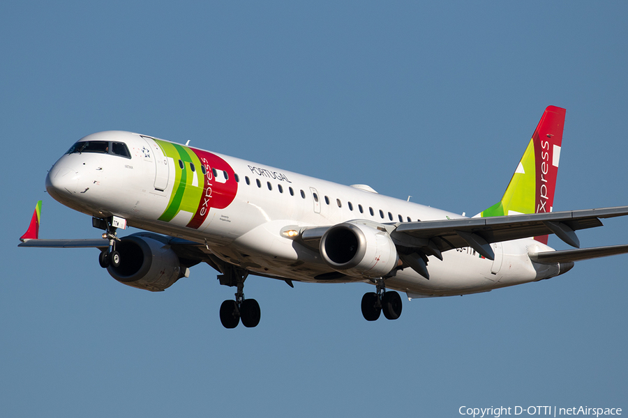 TAP Express (Portugalia) Embraer ERJ-195AR (ERJ-190-200 IGW) (CS-TTW) | Photo 293137