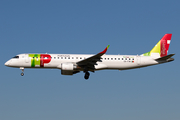 TAP Express (Portugalia) Embraer ERJ-195AR (ERJ-190-200 IGW) (CS-TTW) at  Barcelona - El Prat, Spain