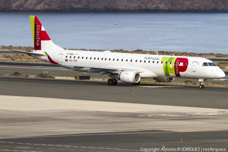 TAP Express (Portugalia) Embraer ERJ-195AR (ERJ-190-200 IGW) (CS-TTW) | Photo 201003