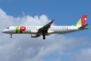 TAP Express (Portugalia) Embraer ERJ-195AR (ERJ-190-200 IGW) (CS-TTX) at  London - Gatwick, United Kingdom