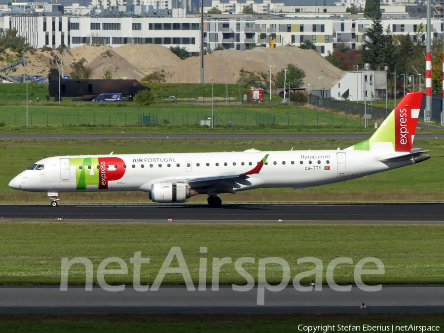 TAP Express (Portugalia) Embraer ERJ-195AR (ERJ-190-200 IGW) (CS-TTY) | Photo 529236