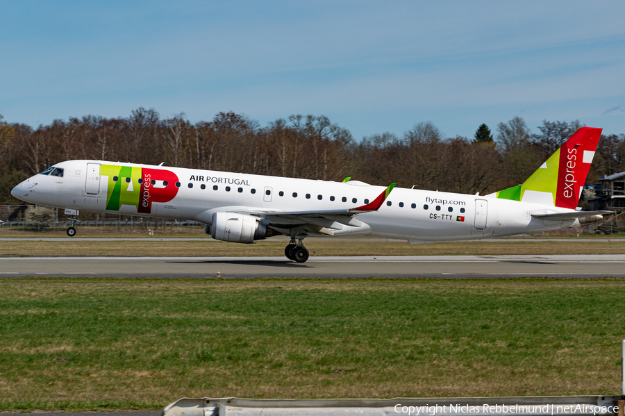 TAP Express (Portugalia) Embraer ERJ-195AR (ERJ-190-200 IGW) (CS-TTY) | Photo 440437