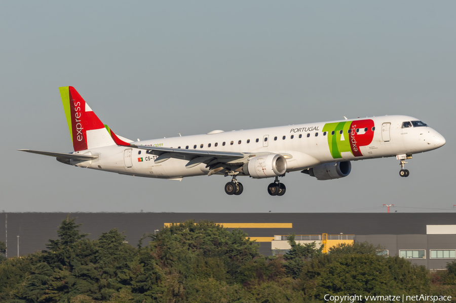 TAP Express (Portugalia) Embraer ERJ-195AR (ERJ-190-200 IGW) (CS-TTZ) | Photo 527784
