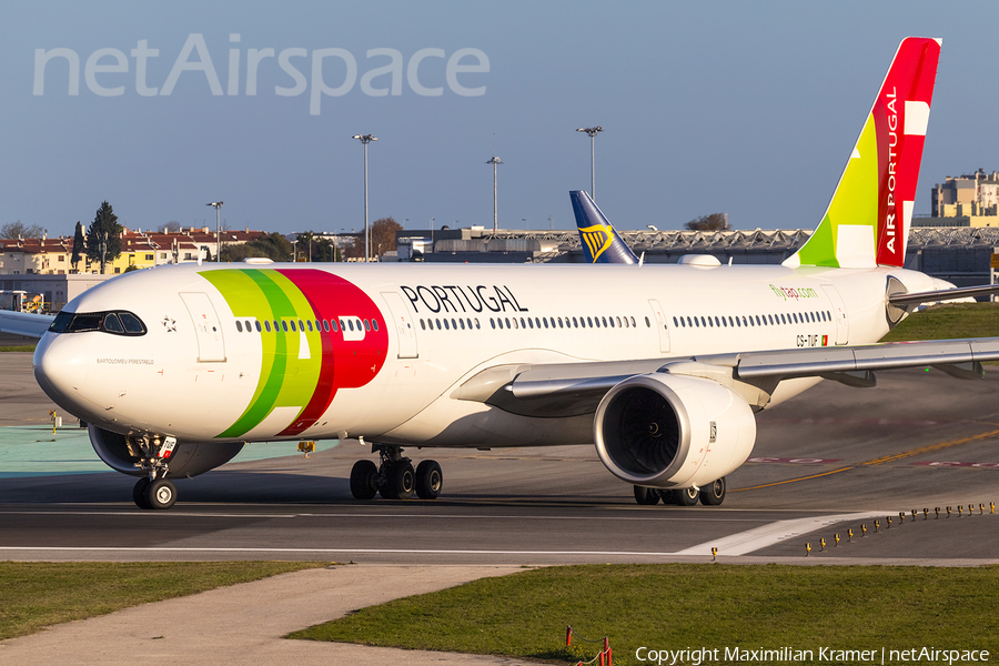 TAP Air Portugal Airbus A330-941N (CS-TUF) | Photo 508791