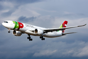 TAP Air Portugal Airbus A330-941N (CS-TUJ) at  Hamburg - Fuhlsbuettel (Helmut Schmidt), Germany