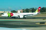 TAP Air Portugal Airbus A330-941N (CS-TUN) at  Lisbon - Portela, Portugal
