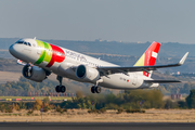 TAP Air Portugal Airbus A320-251N (CS-TVB) at  Madrid - Barajas, Spain