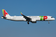 TAP Air Portugal Airbus A321-251NX (CS-TXF) at  London - Heathrow, United Kingdom