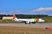 TAP Air Portugal Airbus A321-251NX (CS-TXG) at  Porto, Portugal