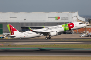 TAP Air Portugal Airbus A321-251NX (CS-TXJ) at  Lisbon - Portela, Portugal