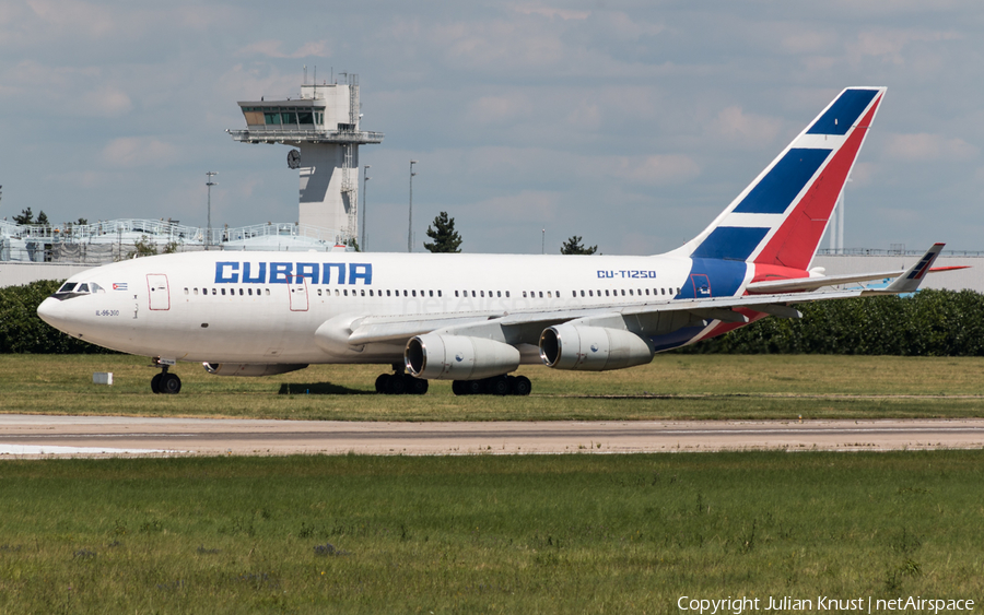 Cubana Ilyushin Il-96-300 (CU-T1250) | Photo 116362