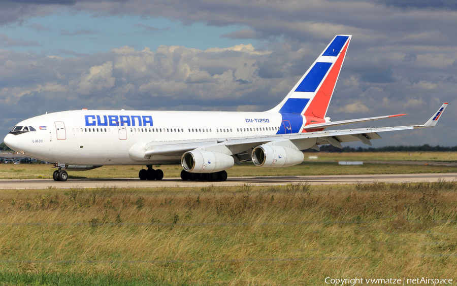 Cubana Ilyushin Il-96-300 (CU-T1250) | Photo 127392