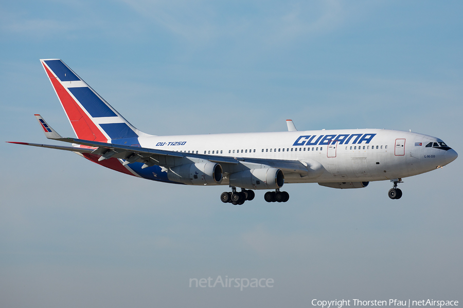 Cubana Ilyushin Il-96-300 (CU-T1250) | Photo 129700