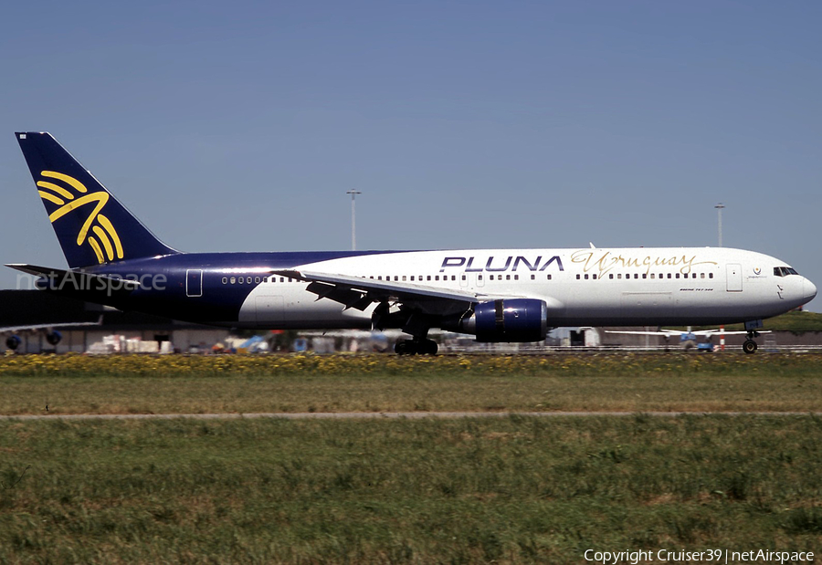 PLUNA Boeing 767-33A(ER) (CX-PUB) | Photo 584043