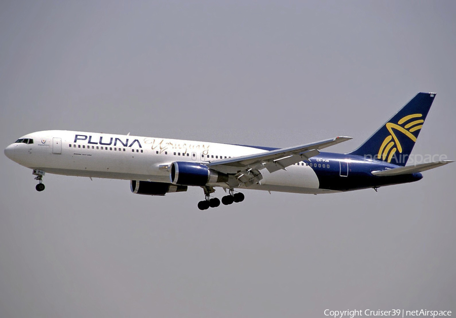 PLUNA Boeing 767-33A(ER) (CX-PUB) | Photo 567053