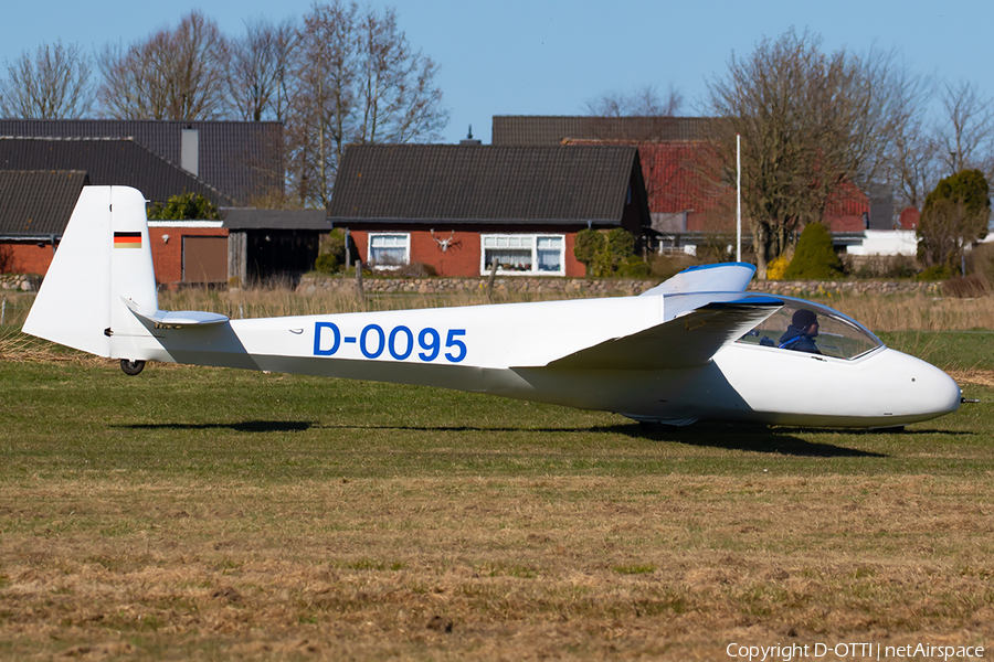 Luftsportverein Südtondern Schleicher ASK 13 (D-0095) | Photo 674821