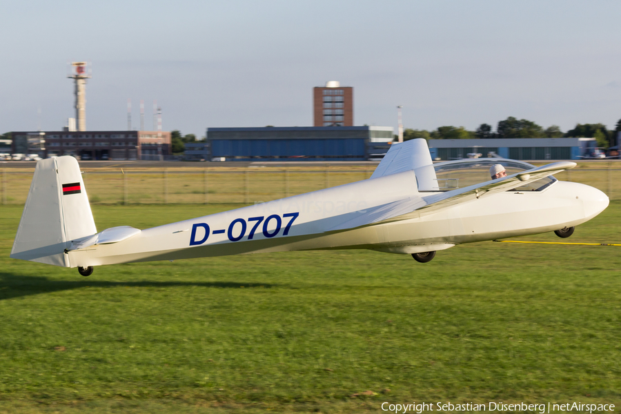 (Private) Schleicher ASK 13 (D-0707) | Photo 184907