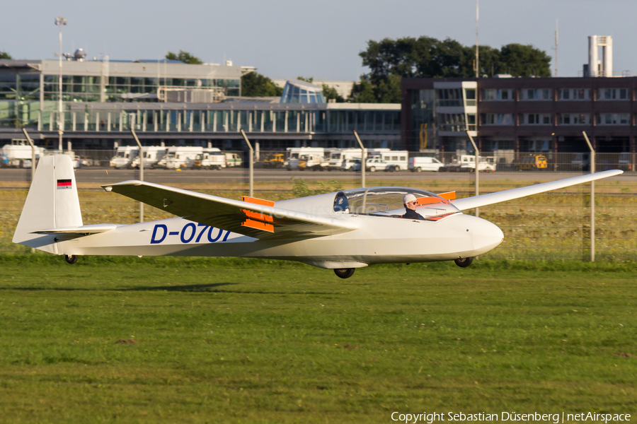 (Private) Schleicher ASK 13 (D-0707) | Photo 184908