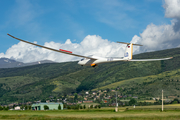 (Private) Schempp-Hirth Duo Discus (D-1377) at  La Cerdanya, Spain