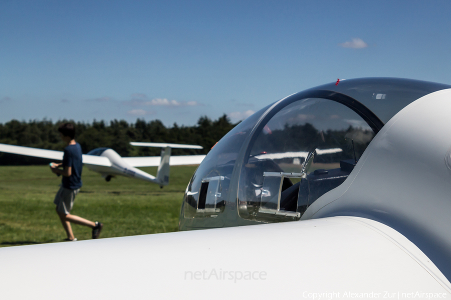 (Private) Schleicher ASK 21 (D-1621) | Photo 115872