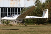 (Private) Schleicher ASK 21 (D-1621) at  Neumuenster, Germany