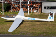 LSV Kreis Pinneberg Glaser-Dirks DG-300 Elan (D-4595) at  Uetersen - Heist, Germany