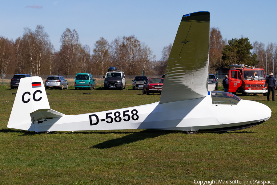 Segelflug-Club Uetersen Schleicher Ka-8B (D-5858) | Photo 507294