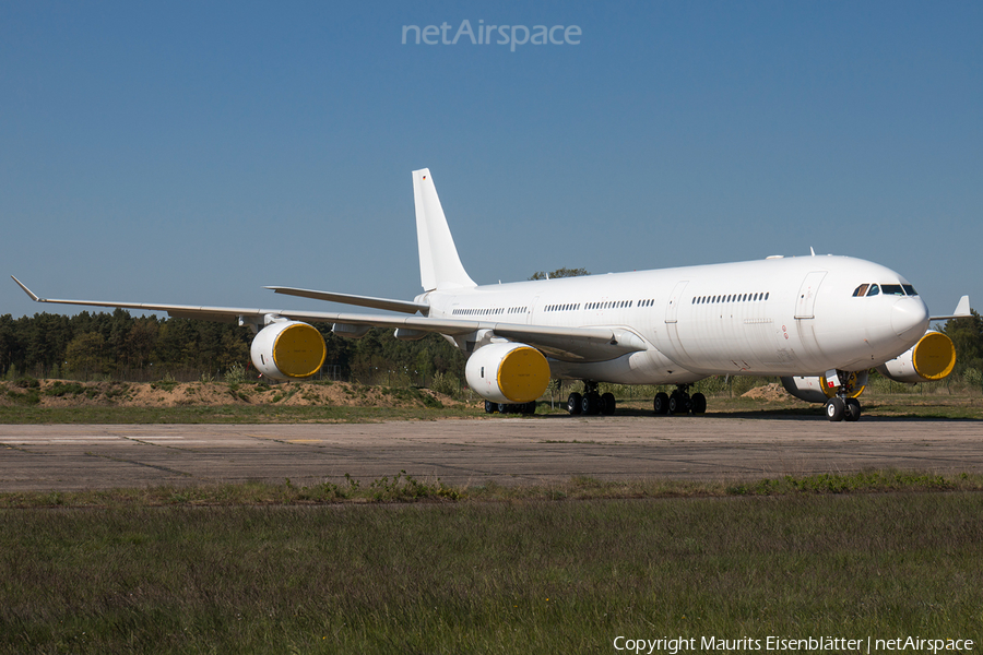 Lufthansa Technik Airbus A340-541 (D-AAAL) | Photo 107358