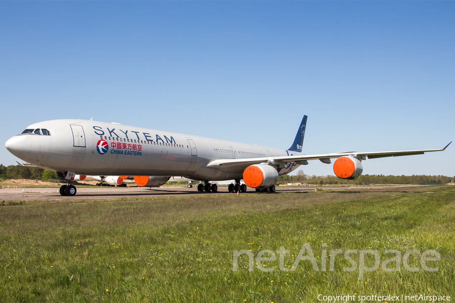 China Eastern Airlines Airbus A340-642 (D-AAAR) | Photo 107371