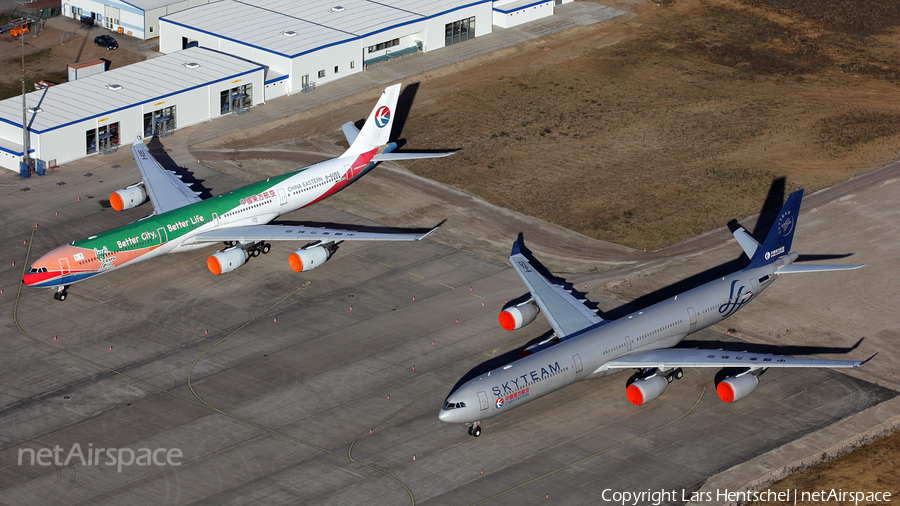 China Eastern Airlines Airbus A340-642 (D-AAAR) | Photo 90514