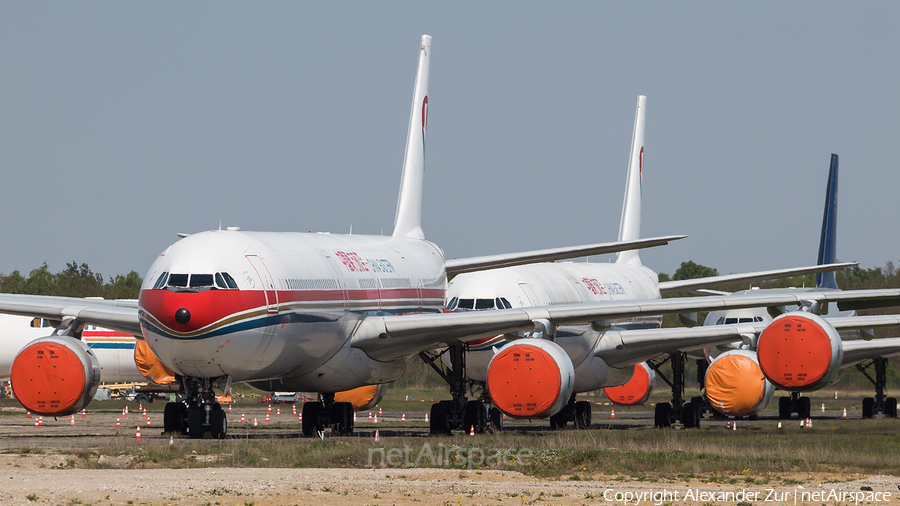 China Eastern Airlines Airbus A340-642 (D-AAAZ) | Photo 368240