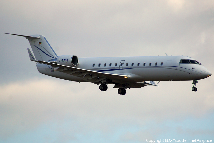 JetAir Flug Bombardier CL-600-2B19 Challenger 850 (D-AAIJ) | Photo 345287