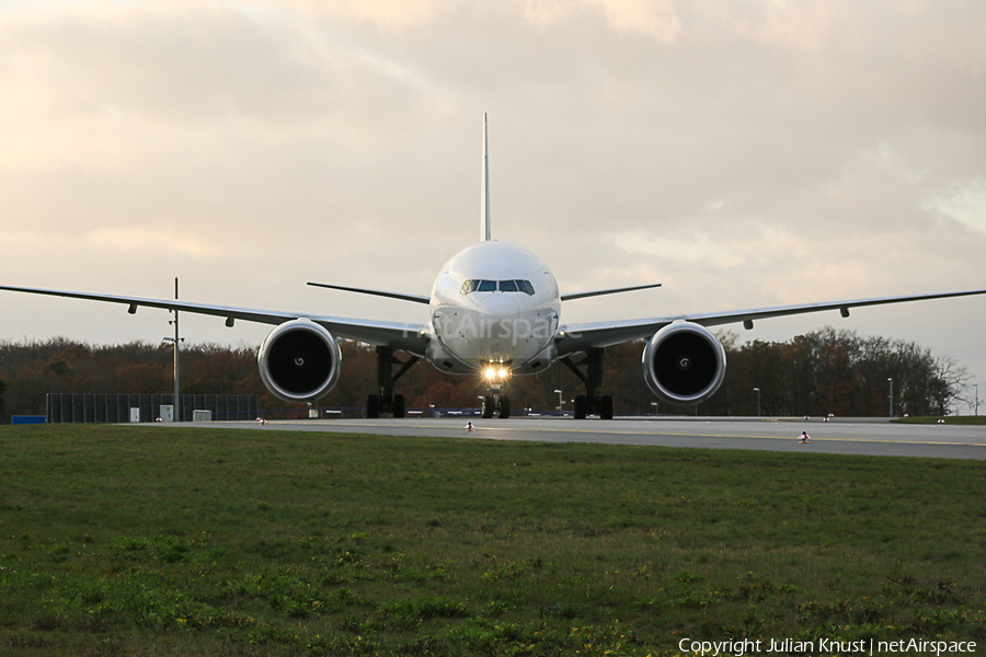 AeroLogic Boeing 777-FZN (D-AALH) | Photo 95400