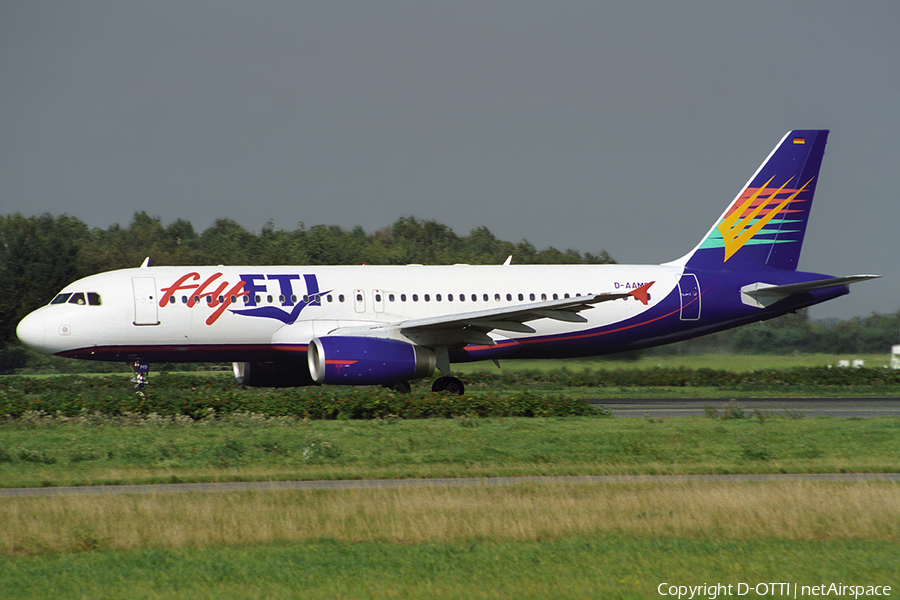 Fly FTI Airbus A320-231 (D-AAMS) | Photo 525881